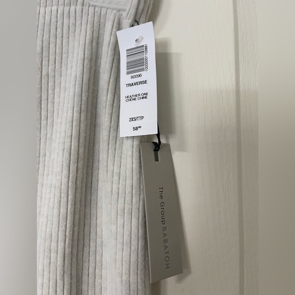 Aritzia Taverse Skirt - Picture 7 of 7